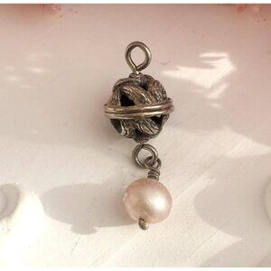 silver Toned Leaf Shaped Cultured Pearl Charmed Vintage Pendant | Charm